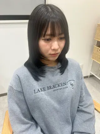 ミディアム SOYON豊田市駅店所属・SOYON豊田市駅店 MIYUのヘアスタイル