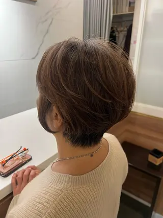 ショート 村中 逸紀のヘアスタイル