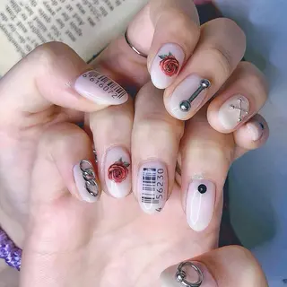 ネイル NOIROUGE所属・NOI ROUGEのネイルデザイン