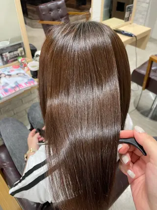 ミディアム 髪質改善専門サロンEmuest所属・Emuest MIYUのヘアスタイル