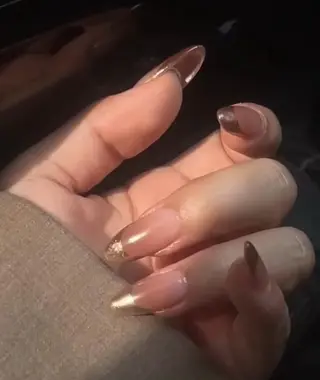 ネイル 高木 維麗絲のネイルデザイン