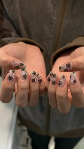 ネイル manami vi2のネイルデザイン