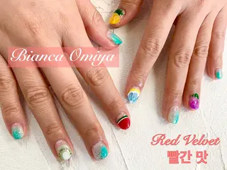 ネイル ネイルサロンビアンカ 大宮店長 モリサワのネイルデザイン