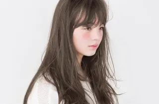 カラー セミロング カットハウスT's所属・竹松 直哉のヘアスタイル