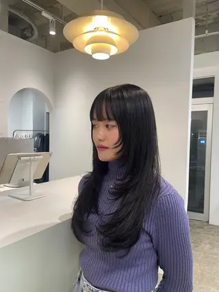 ロング H I ＮＡのヘアスタイル