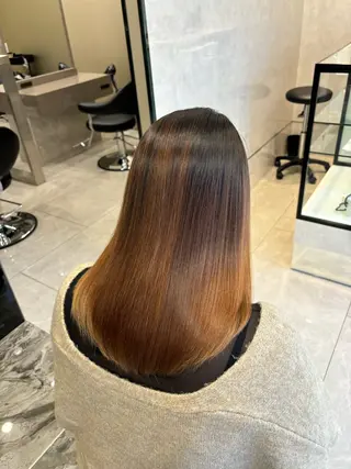 セミロング ハルキミナトジャパン所属・藤田優介 [大宮/縮毛矯正]のヘアスタイル