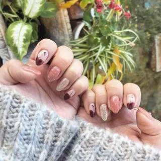 ネイル EARTH上尾店所属・藤倉 千恵美のネイルデザイン