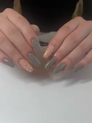 ネイル ulu🌼 nanaのネイルデザイン