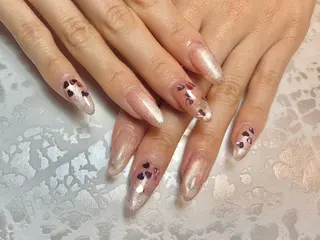 ネイル iRiS Beauty salon所属・KOYUKI YUDAのネイルデザイン