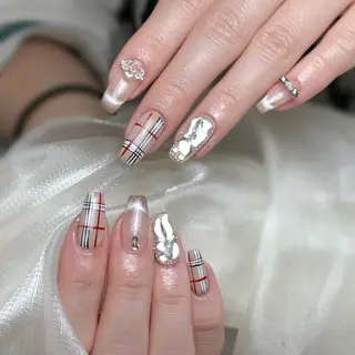 ネイル Maggie Nail🦩のネイルデザイン