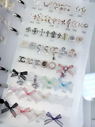 ネイル Nail salon Lycoris キキのネイルデザイン