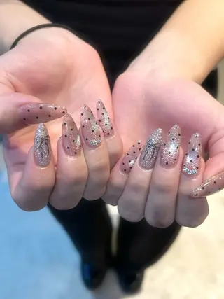 ネイル hinata池袋 🌙WOLTOKYOのネイルデザイン