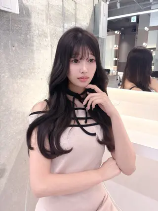 ロング カラー 髪質改善×韓国ヘアサロン Role 博多【ロール】所属・yui🎀ブリーチ なしWカラー／博多のヘアスタイル