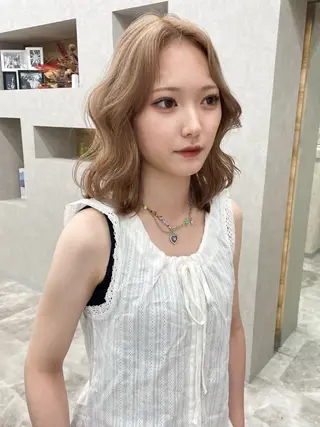 ミディアム カラー ブリーチ/ベージュ 💕/momoaのヘアスタイル