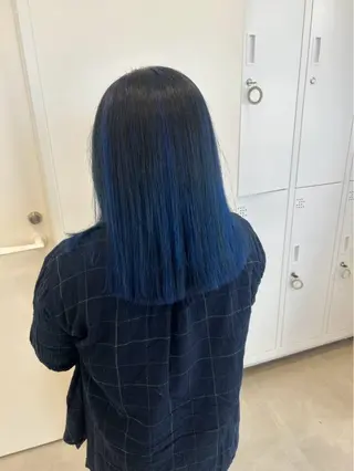 カラー Nigella所属・柴田 規后のヘアスタイル