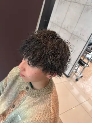 パーマ メンズ little×aimer仙台2号店所属・仙台駅/メンズパーマ /🔗髙橋海汰のヘアスタイル