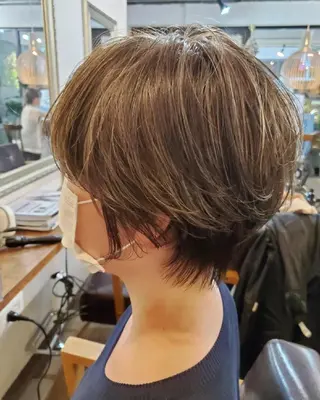ショート カラー フリーランス所属・韓国ヘア レイヤー くびれヘアMATSUのヘアスタイル
