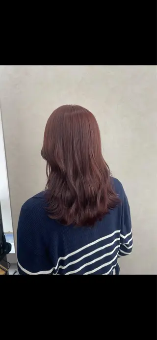 セミロング 🎀カラー ✨横浜／トレンドのヘアスタイル