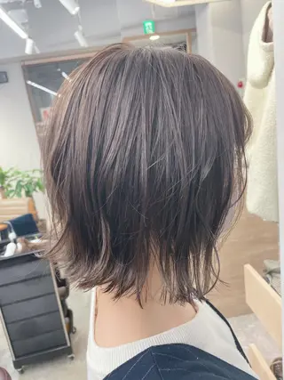 ショート SAEKI【ior 】北千住店ブリーチのヘアスタイル