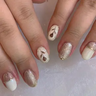 ネイル ヤマダ サクラのヘアスタイル