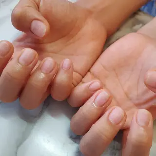 ネイル ジェヌインネイル 河内のネイルデザイン