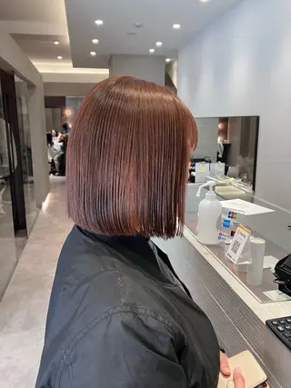 ショート サキ🤍ハイトーン 🩰くびれ巻きヘアのヘアスタイル