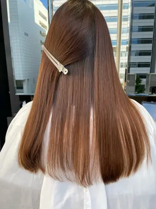 ロング りん/ワンホン/艶髪 ／小顔顔周りカットのヘアスタイル