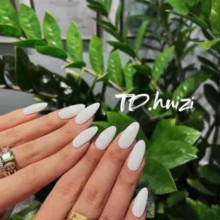 セミロング めぐみのネイルサロン 惠のネイルデザイン