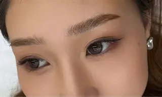 アイブロウ Nailsalon Lightsの眉毛・アイブロウイメージ