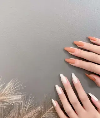 ネイル ネイルリボン 受付スタッフのネイルデザイン