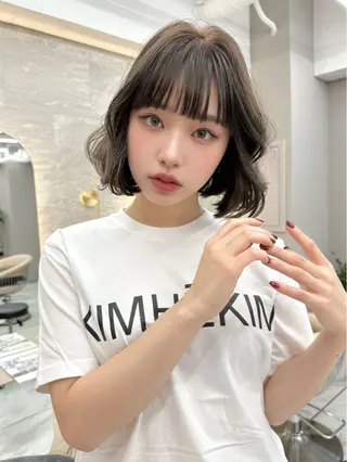 ミディアム Lond fleur 大宮  ロンドフルール所属・石畑結華 Lond店長のヘアスタイル