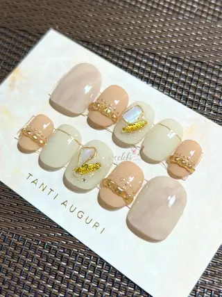 ネイル オーダーネイルチップ サロンcelebiのネイルデザイン