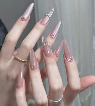 ネイル hello.nail所属・Horie 雪のネイルデザイン