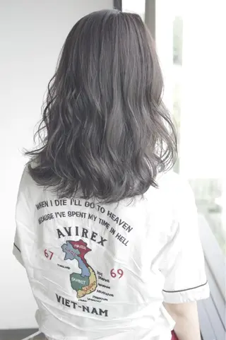 セミロング カラー 🌈ディレクター🌈 徳松優希のヘアスタイル