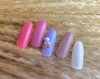 ネイル ネイルサロン&スクール GINA所属・藏野 優花のネイルデザイン