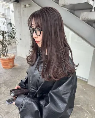 セミロング レイヤーカット 特化美容師のヘアスタイル