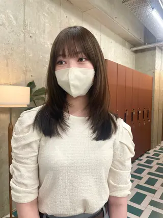 セミロング カラー noé【ノエ】所属・RIN/ レイヤー/オリーブのヘアスタイル