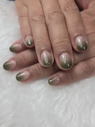 ネイル ネイルサロンベルティ .ひとみのネイルデザイン