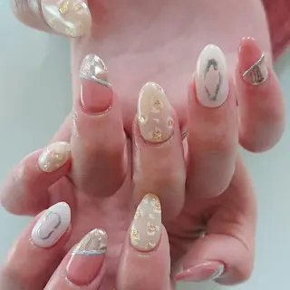 ネイル QULEONAIL所属・大城 裕麻のネイルデザイン