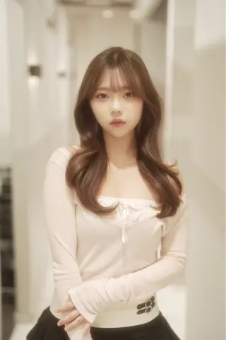 ロング カラー SALOWIN 川崎店所属・まとまるレイヤー 🌙有沢透羅のヘアスタイル