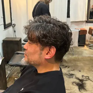 パーマ メンズ 岡田神奈 /デザインパーマ🐝のヘアスタイル