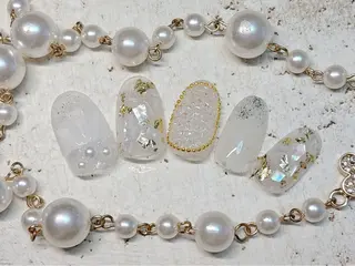 ネイル パッチリオメメ Lianaのネイルデザイン