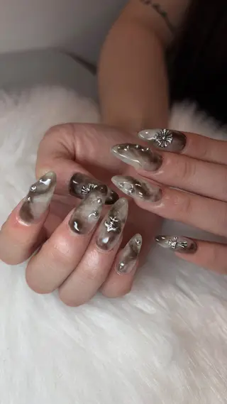 ネイル 👽個性派ネイル🎀 komachiのマツエク・マツパデザイン