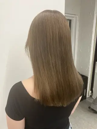 セミロング カラー ヘアアレンジ 💓ブリーチ特化 透明感💓あい💓のヘアスタイル