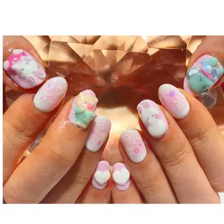 ネイル YUN 💅のネイルデザイン