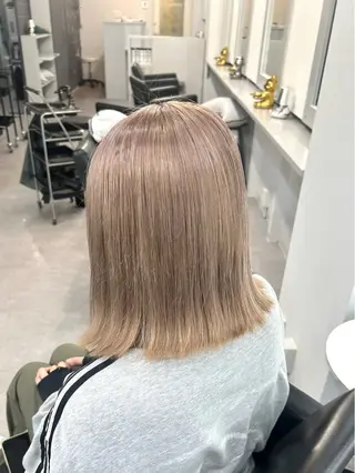 セミロング カラー Cielro【 シェイロ 】所属・Cielro/ダブル カラー/西田咲希のヘアスタイル