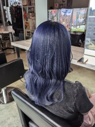 カラー セミロング 推しカラー🦉にじさ んじカラー🌈🕒✨のヘアスタイル