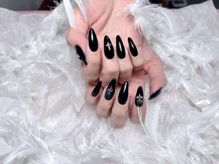 ネイル DEMAIN- 🌹のネイルデザイン