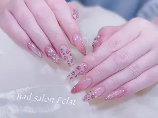 ネイル ネイルサロンエクラ 🫧Shizukaのネイルデザイン