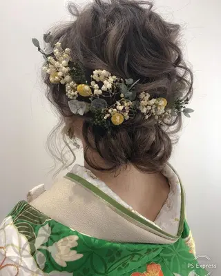 ミディアム カラー パーマ ヘアアレンジ メンズ キッズ ネイル マツエク・マツパ モリモト サナのヘアスタイル